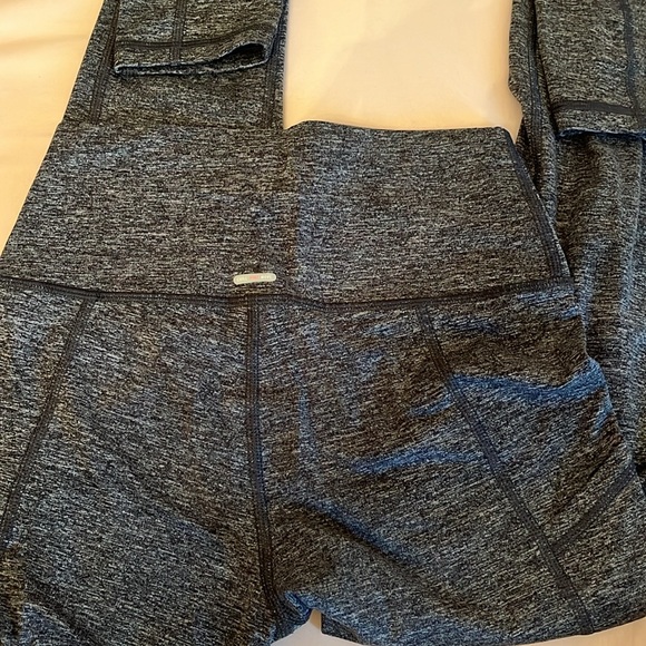 AERIE High Waisted Leggings - Picture 3 of 7